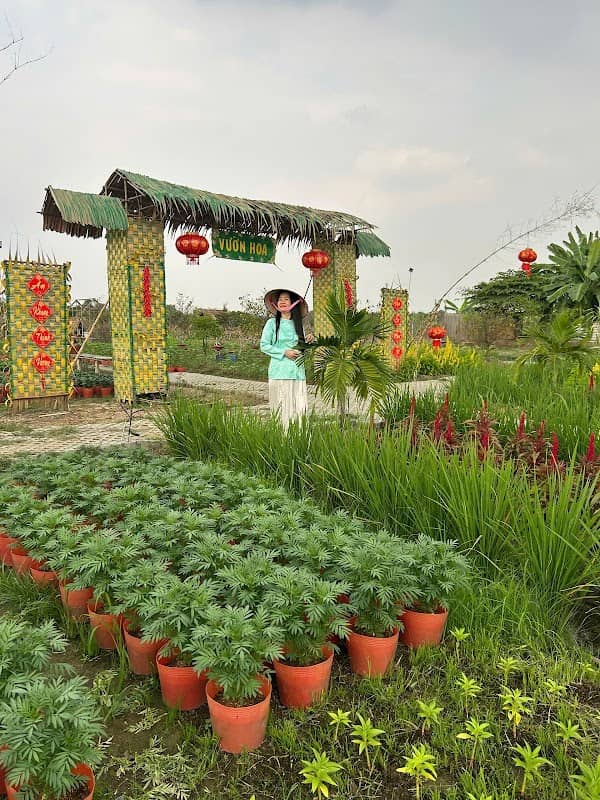 Vườn hoa Kiều Công Hầu - Image 1
