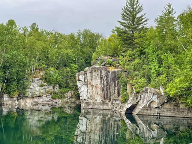 Barre Town Forest parking - Image 2