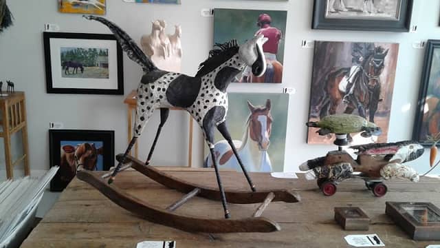 Equis Art Gallery - Image 2
