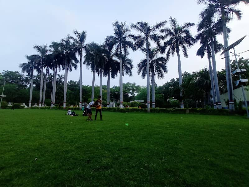Nirala Park - Image 1