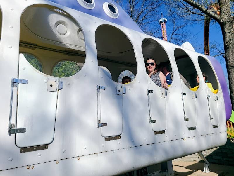 Bugs Bunny National Park Train Station - Image 2
