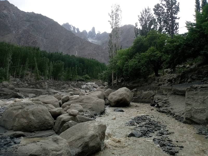 Gulmit River Beach - Image 3