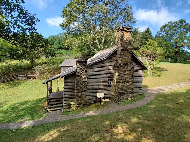 Brinegar Cabin - Image 1
