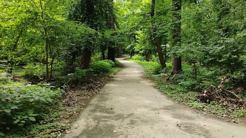 Grants Trail Trailhead @ Tiffany Village Court - Image 3