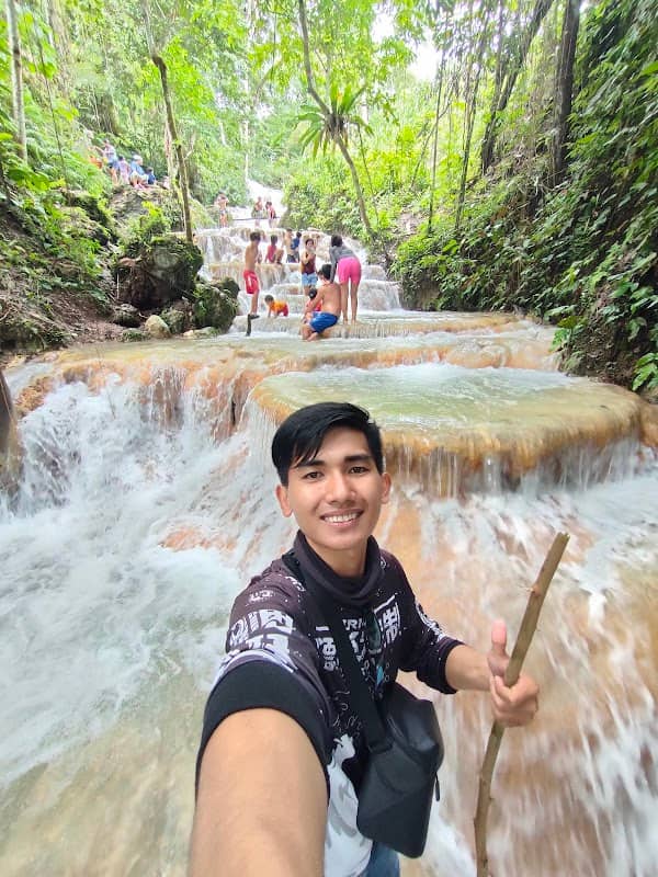 Bolog Falls - Image 2