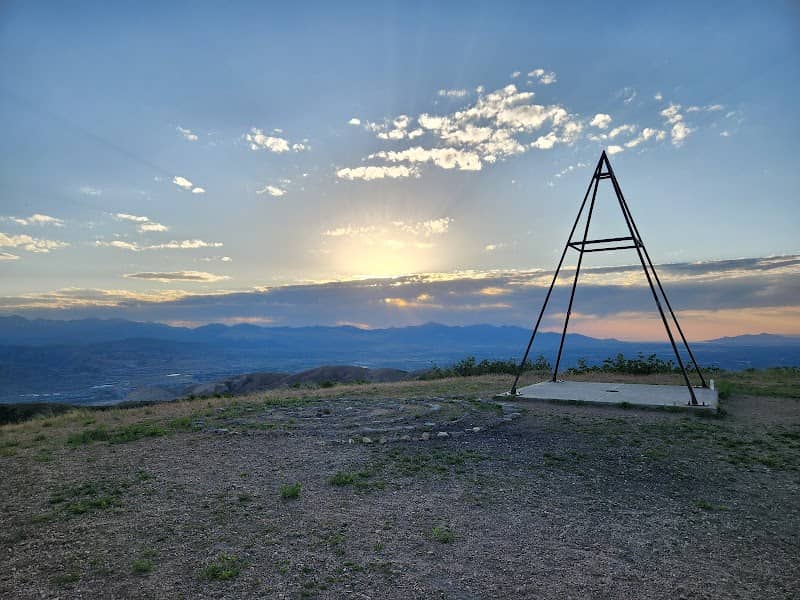 Alien Tower via Deer Ridge Trailhead - Image 2