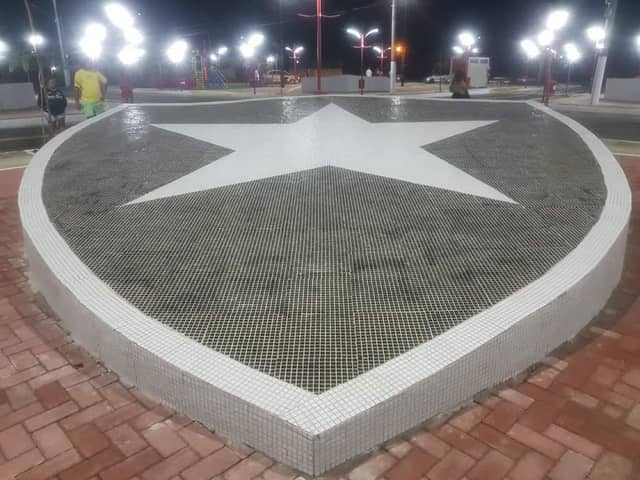Praça dos Times - Image 1