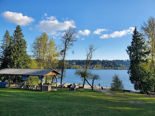 Old Orchard Park - Image 2