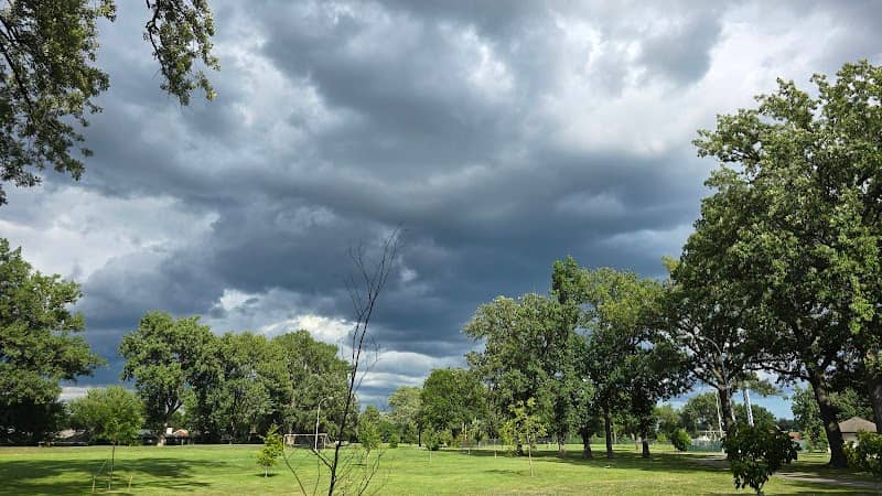 Brys Park - Image 1