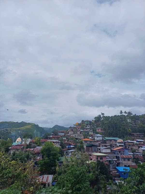 Cebu's Favela View - Image 1