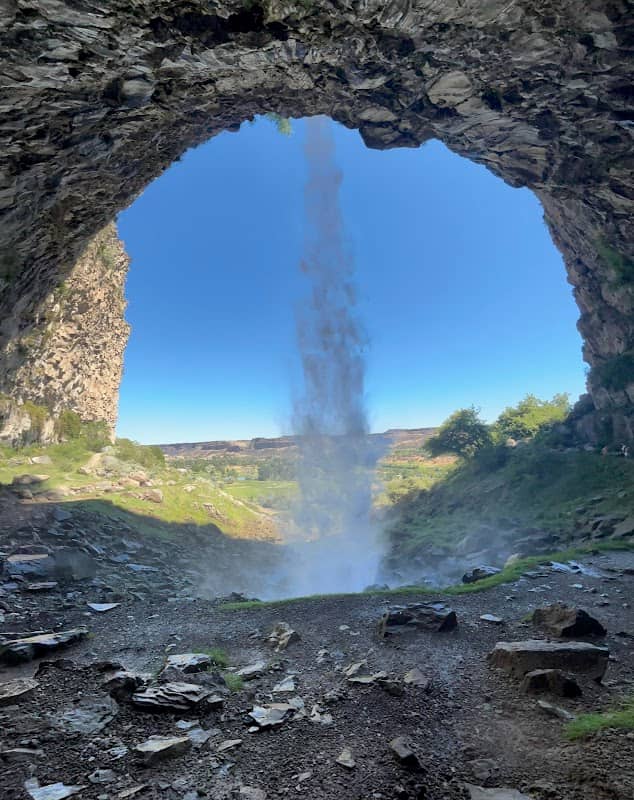 Perrine Coulee Falls - Image 2