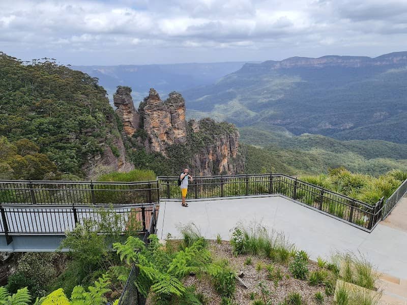 Echo Point to Scenic World via Giant Stairway - Image 2