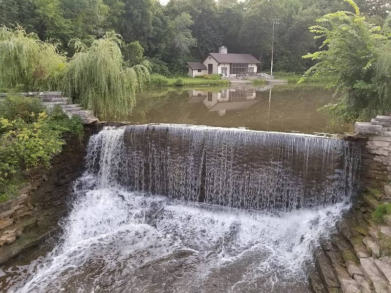 Oak Creek Parkway - Image 1