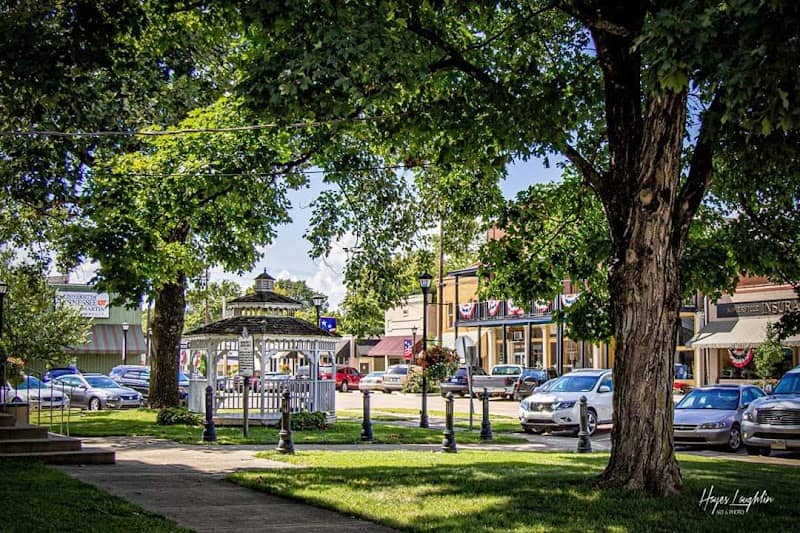 Somerville Square - Image 2