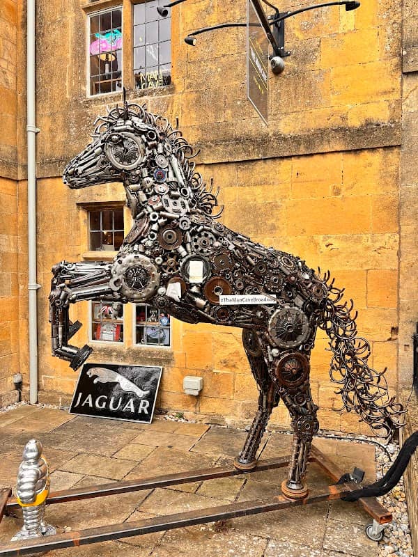 Winchcombe Park - Image 2