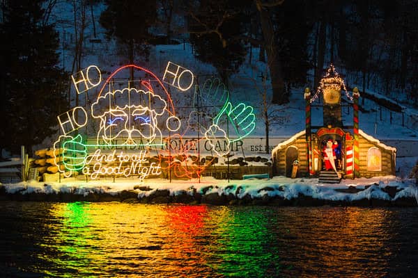 Lake Geneva Santa Cruise - Image 2