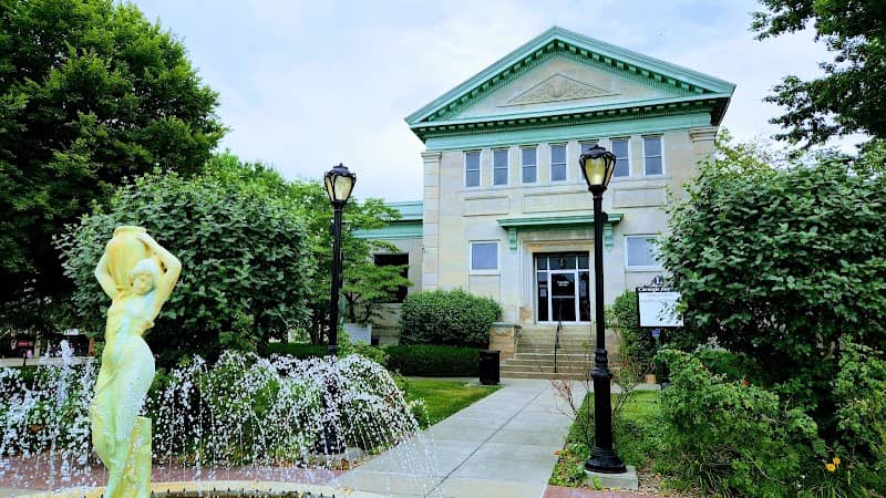 Litchfield Tourism Office - Image 1