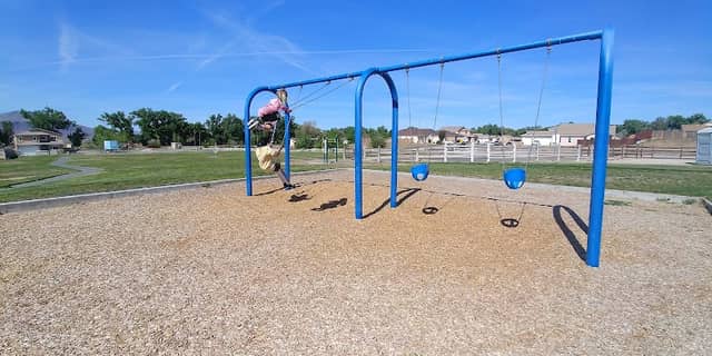 Autumn Winds Park - Image 2