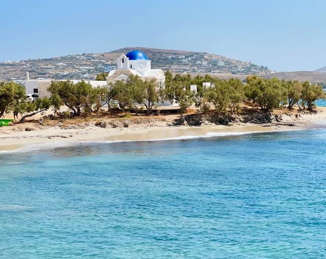 Agios Fokas Lighthouse - Image 2