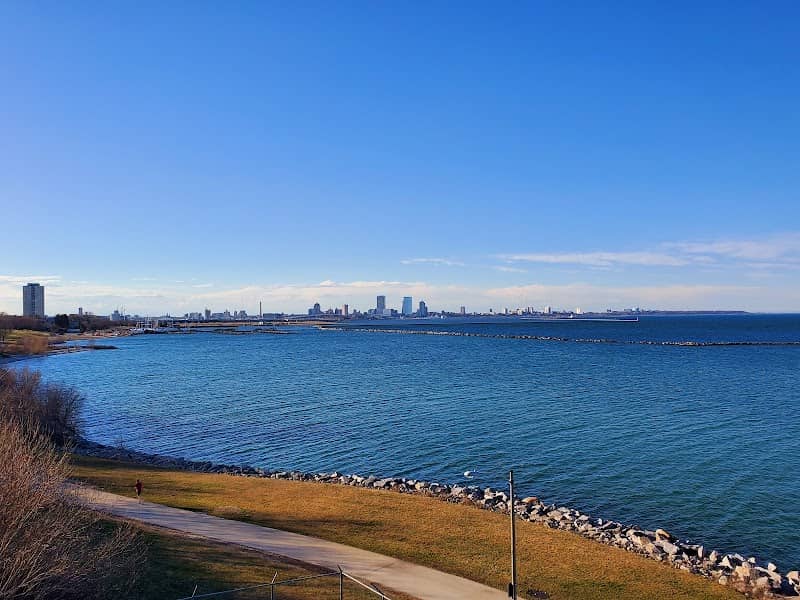 Bay View Park - Image 2