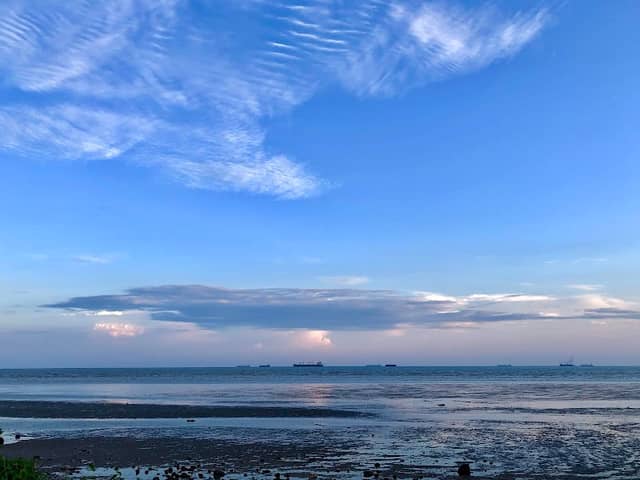 Pantai Tanjung Rhu, Pulau Carey - Image 1