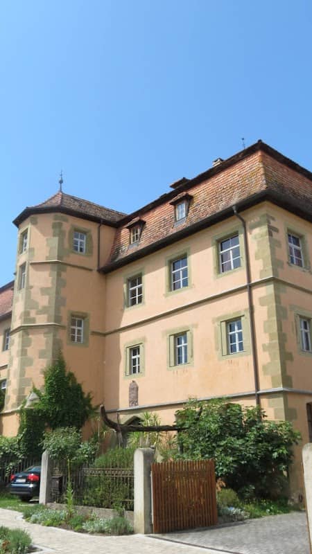 Schloß Ickelheim - Image 1