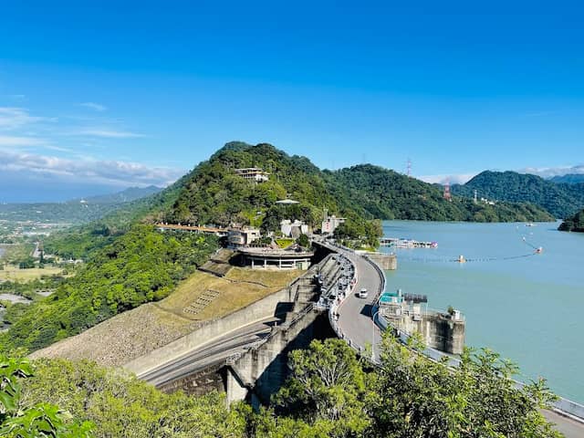 Shihmen Reservoir Scenic Tsui House - Image 1