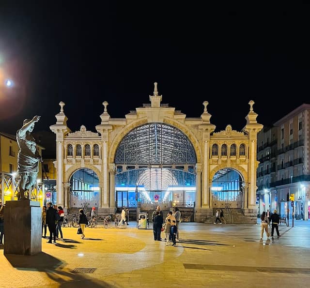 Plaza de César Augusto - Image 3