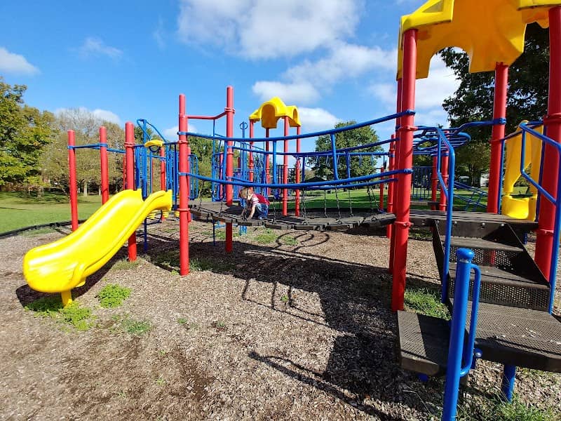 Woodrow Grow Park - Image 1