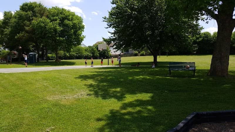 Woodrow Grow Park - Image 2
