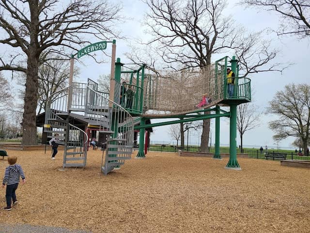 Lakewood Park - Image 2