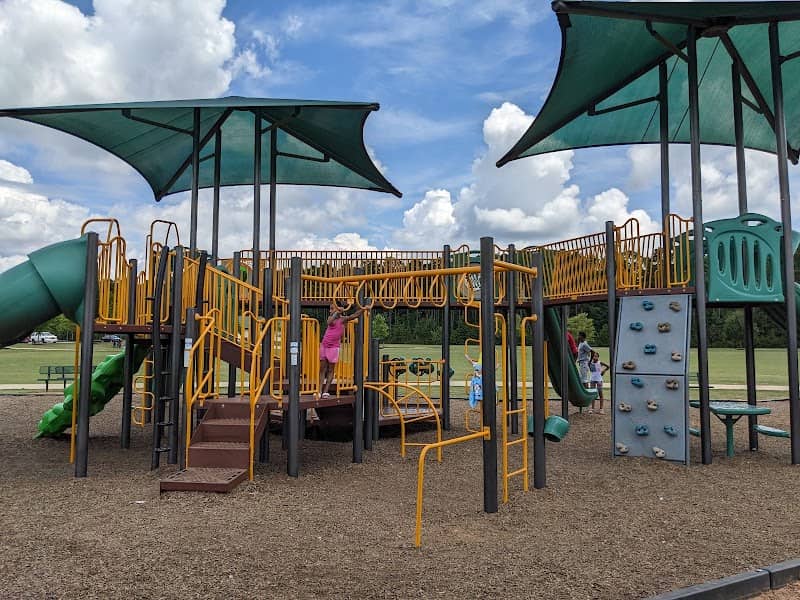 Village Park - Ellenwood - Image 3