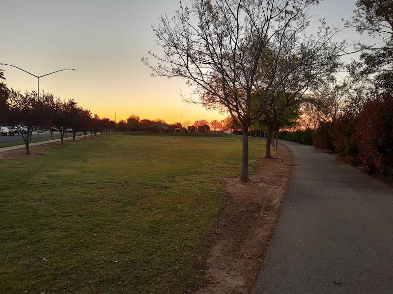 Squirrel's Run Park - Image 2