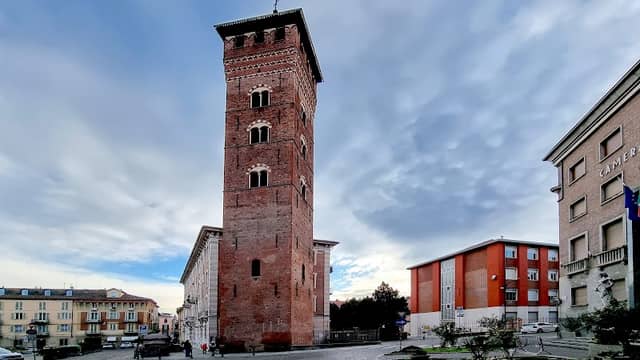 Torre Troyana - Image 1
