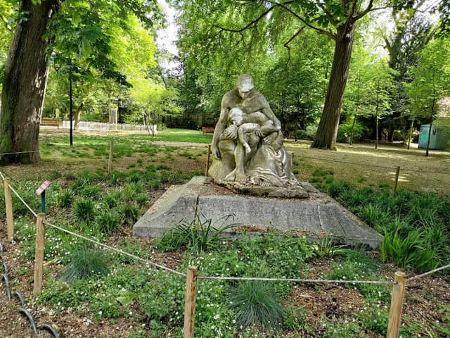 Parc Mirabeau - Image 2