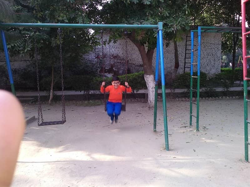 Din Dayal Upadhyay Park - Image 1