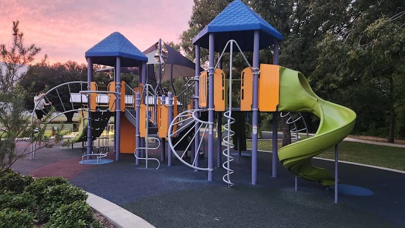 Gertie Barrett Park - Image 1