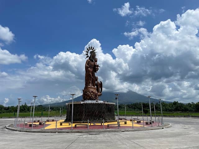Giant Statue of Nuestra Señora de Salvacion - Image 1