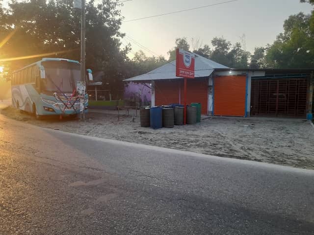 আকানিয়া বিশ্বরোড - Image 1