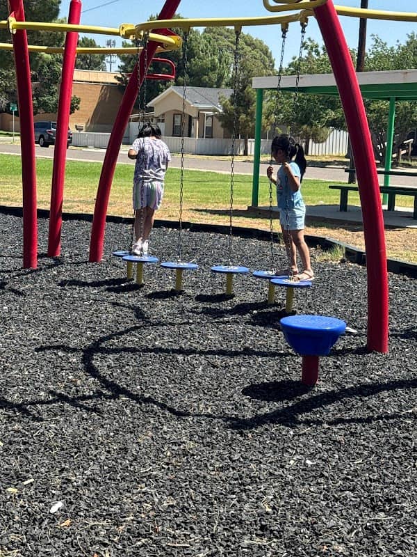 Hill Park - Image 2
