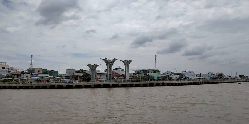 Thu Khoa Huan Monument - Image 2