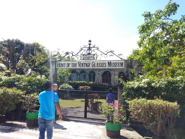 Laguerta Vintage Glasses Museum - Image 1