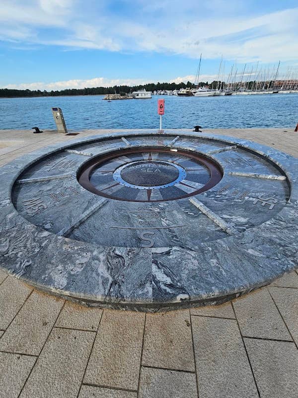 Adriatic Sea Brunnen - Image 1