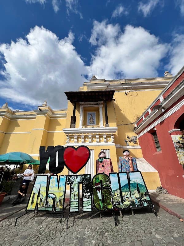 Antigua en letras - Image 1