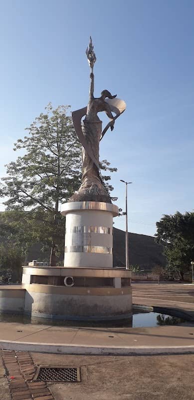 Monument Motherland - Image 1