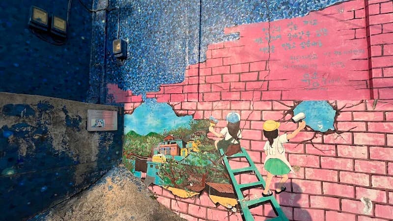 Jaman Mural Village - Image 2