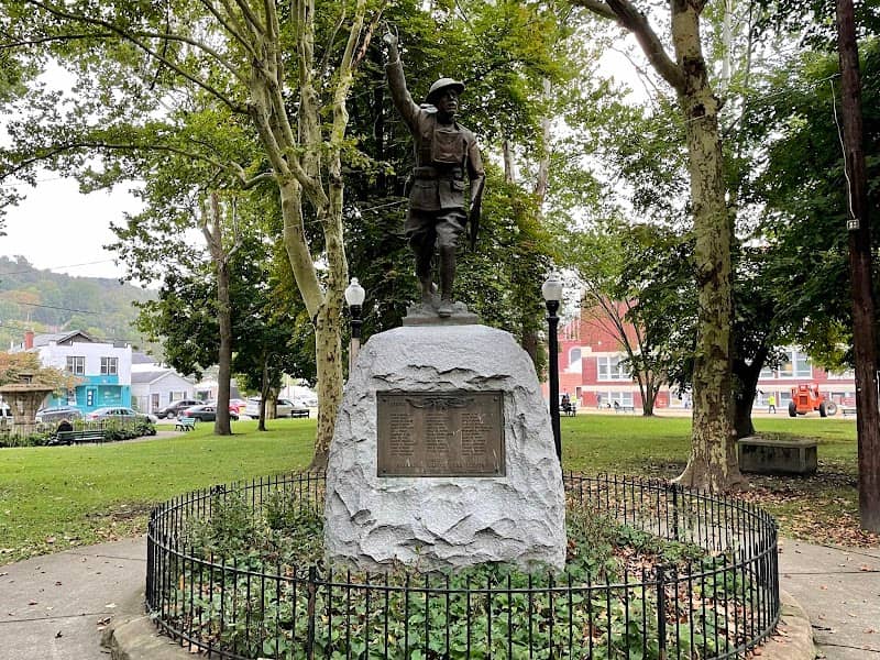 Veterans Memorial - Image 2