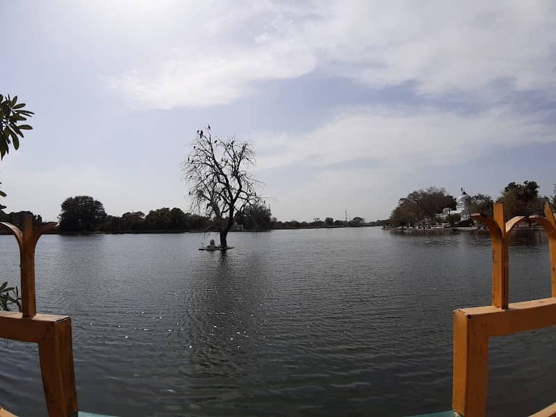 Gauri Lake Park - Image 1