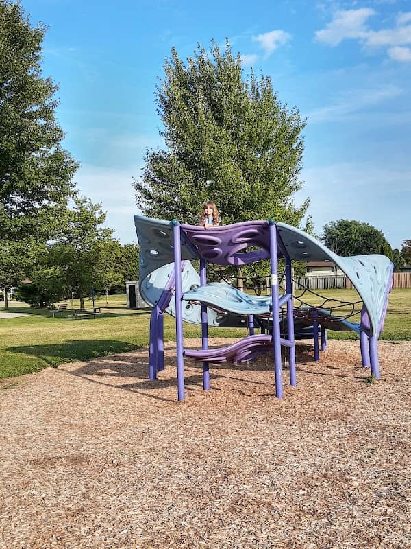 Bridle Path Park - Image 1
