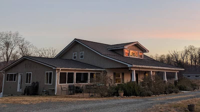 Brent Manor Vineyards - Image 1